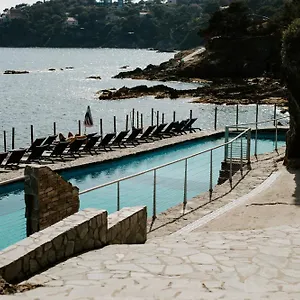 Hotel Le Provencal - Renove En 2025 - Bord De, Hyères